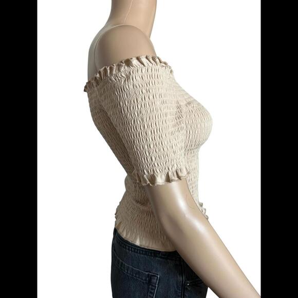 3 For 20 H&M Off-Shoulder Ruffled Smocked Top - Size S - Picture 5 of 5